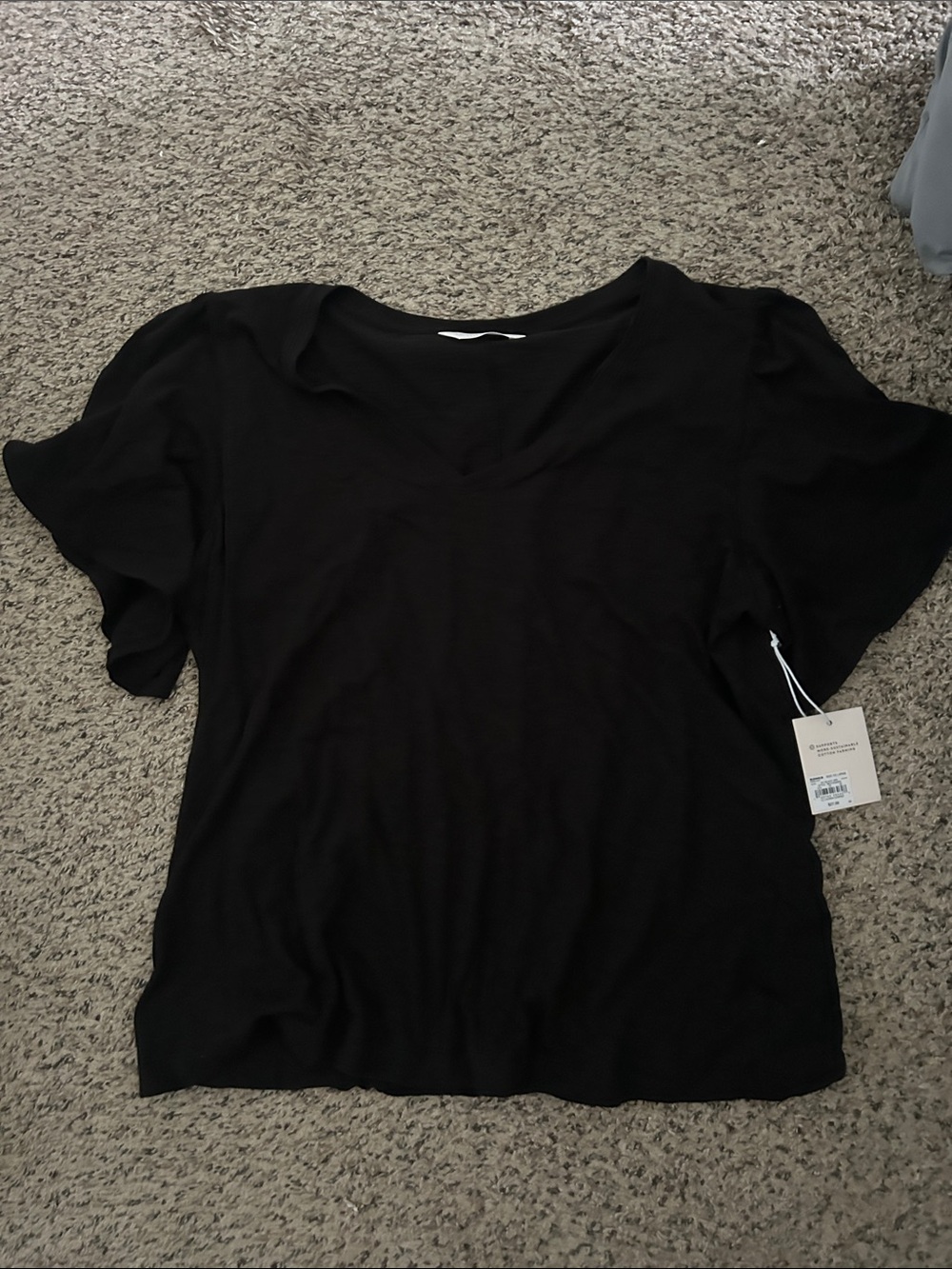 Lauren Conrad Womens Black ruffle sleeve vneck tee NWT size XXL womens